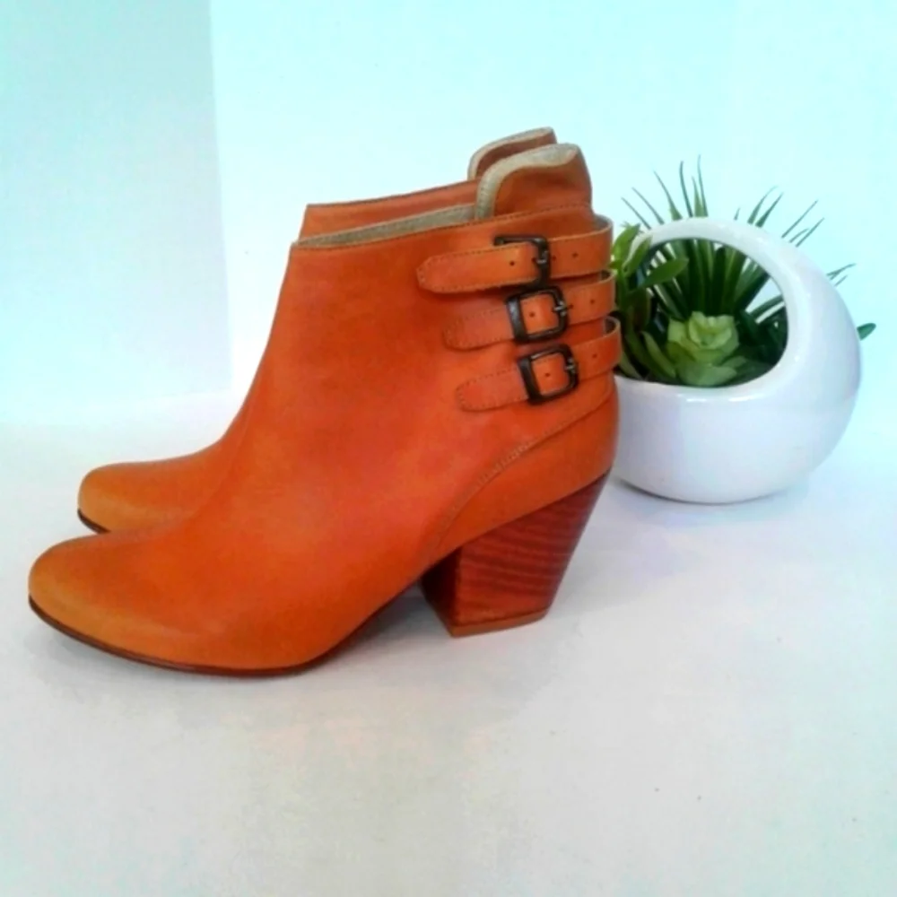 Fortress of Inca brown-orange  ankle boots block heel
